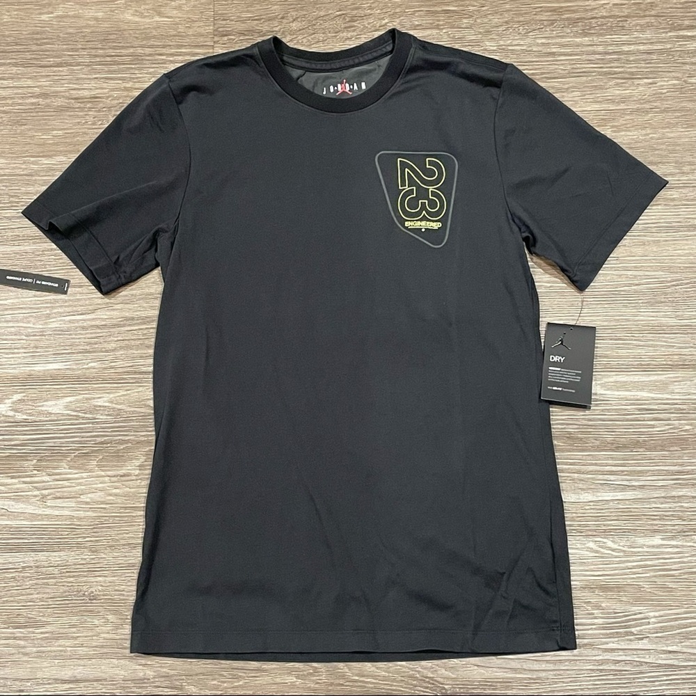 Jordan Shirt sz SM - Picture 2 of 5